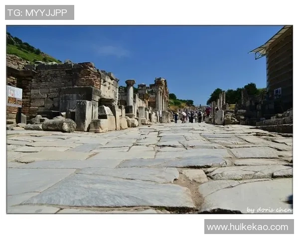 土耳其足球巨星成长之路与辉煌成就全景解析